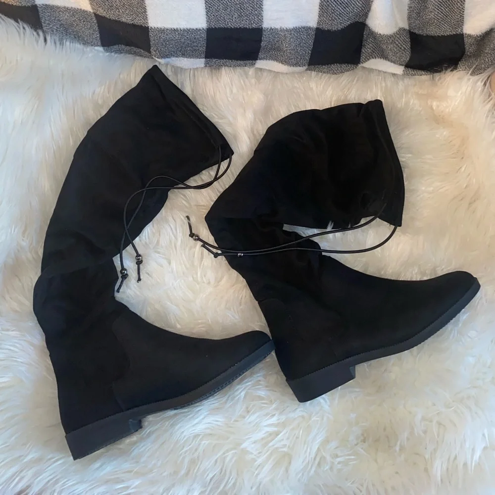 SO® English Muffin Women's Black Thigh-High Boots Women’s Size 9